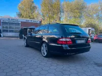 Second-hand Mercedes E200 163 CP (119 kW) 2005 Negru Break