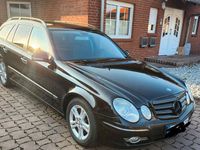 Gebraucht Mercedes E220 Avantgarde 170 PS (125 kW) 2007 Schwarz Limousine