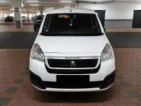 Gebraucht Peugeot Partner 98 PS (72 kW) 2017 Weiß Van / Kleinbus