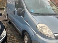 Gebraucht Opel Vivaro 115 PS (84 kW) 2011 Andere farben Van / Kleinbus
