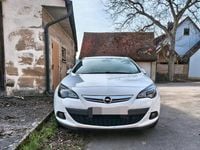 Gebraucht Opel Astra GTC 200 PS (147 kW) 2014 Weiß Coupé