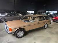Gebraucht Mercedes 300 121 PS (88 kW) 1983 Gold Limousine