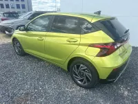 Neu Hyundai i20 Comfort 90 PS (66 kW) 2026 Mangrove green mg2 Kleinwagen