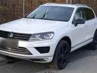 Gebraucht VW Touareg 262 PS (192 kW) 2015 Weiß SUV