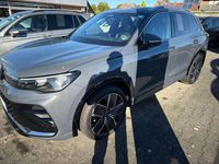 Gebraucht VW Tiguan R-line 150 PS (110 kW) 2025 Delfingrau metallic SUV