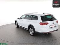 Gebraucht VW Passat Alltrack 200 PS (147 kW) 2023 Gletscherweiß Kombi
