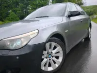 Gebraucht BMW 523 176 PS (129 kW) 2005 Grau Limousine
