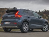 gebraucht Volvo XC40 T3 Geartronic Momentum Pro SHz LkrHz