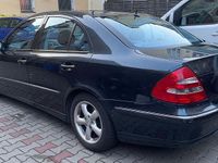 Gebraucht Mercedes E220 Avantgarde 150 PS (110 kW) 2002 Limousine