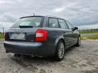 Gebraucht Audi A4 Basis 220 PS (161 kW) 2002 Grau Kombi