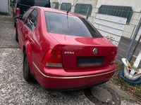 Gebraucht VW Bora 74 PS (54 kW) 2002 Rot Limousine
