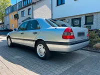 Gebraucht Mercedes C180 122 PS (89 kW) 1999 Silber Limousine