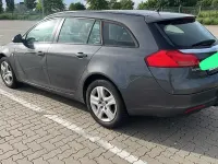 Gebraucht Opel Insignia Selection 131 PS (96 kW) 2010 Grau Kombi