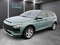 Neu Hyundai Bayon Select 99 PS (72 kW) 2025 Grün SUV