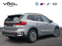 Neu BMW iX1 Shadowline 150 kW (204 PS) 2025 Spacesilber SUV