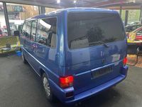 Gebraucht VW T4 102 PS (75 kW) 2000 Blau Van