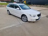 Gebraucht Skoda Superb 140 PS (102 kW) 2013 Weiß Kombi