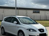 Gebraucht Seat Altea XL 105 PS (77 kW) 2014 Weiß Van / Kleinbus