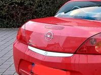 Gebraucht Opel Tigra 90 PS (66 kW) 2005 Rot Cabrio