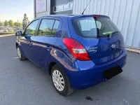 Gebraucht Hyundai i20 77 PS (56 kW) 2012 Blau Kleinwagen