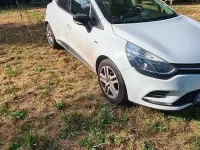 Gebraucht Renault Clio LIMITED 73 PS (53 kW) 2016 Weiß Kleinwagen