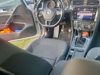 Gebraucht VW Golf VII 110 PS (80 kW) 2018 Weiß Kleinwagen