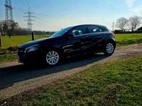 Gebraucht Mercedes A180 Style 122 PS (89 kW) 2017 Schwarz Limousine