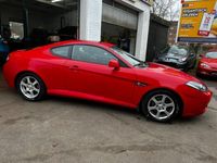 Gebraucht Hyundai Coupé GLS 165 PS (121 kW) 2010 Shine red. Coupé