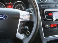 Gebraucht Ford Mondeo Titanium 116 PS (85 kW) 2012 Schwarz metallic Kombi