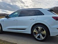 Gebraucht Audi e-tron S-Line 230 kW (313 PS) 2022 Weiß SUV