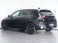Gebraucht Opel Astra 131 PS (96 kW) 2024 Schwarz Kleinwagen