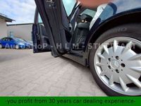 gebraucht Mercedes E200 Autom ELEG. >Techn.&opt.Ok! >GSD>Leder>PDC