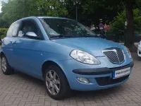 Gebraucht Lancia Ypsilon 80 PS (58 kW) 2006 Blau surf/lagoon/de chirico Kleinwagen