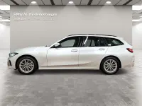 Gebraucht BMW 330 Sport Line 286 PS (210 kW) 2023 Weiß Kombi