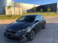 Gebraucht Kia Ceed Platinum Edition 140 PS (102 kW) 2018 Grau Kleinwagen