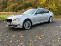 Gebraucht BMW 740 320 PS (235 kW) 2012 Silber Limousine