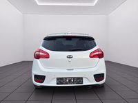 Gebraucht Kia Ceed DREAM-TEAM Edition 135 PS (99 kW) 2018 Weiß Kleinwagen