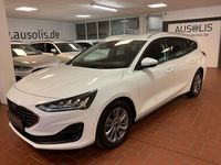 Gebraucht Ford Focus Titanium 116 PS (85 kW) 2023 Frozen white Kombi