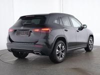 Gebraucht Mercedes GLA180 Progressive 136 PS (100 kW) 2024 Unilack nachtschwarz SUV