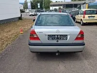 Gebraucht Mercedes C180 122 PS (89 kW) 1996 Silber Limousine
