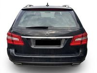 Gebraucht Mercedes E250 Avantgarde 204 PS (150 kW) 2012 Schwarz Limousine