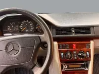 Gebraucht Mercedes E220 150 PS (110 kW) 1996 Other Kombi