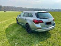 Gebraucht Opel Astra Exklusiv 170 PS (125 kW) 2014 Silber Kombi