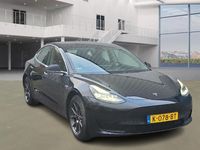 Usado Tesla Model 3 Standard Range 225 kW (306 CV) 2020 Negro Berlina