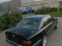 Gebraucht Mercedes E260 160 PS (117 kW) 1990 Schwarz Limousine