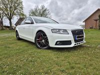 Używany Audi A4 S-Line 143 KM (105 kW) 2011 Biały Sedan/Limuzyna