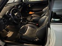 Gebraucht Mini Cooper D 116 PS (85 kW) 2019 Grau Kleinwagen