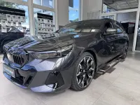 Gebraucht BMW 540 M Sport 303 PS (222 kW) 2026 Grau Kombi
