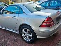 Gebraucht Mercedes SLK200 163 PS (119 kW) 2003 Silber Cabrio