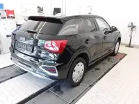 Gebraucht Audi Q2 Advanced Plus 150 PS (110 kW) 2021 Mythosschwarz metallic SUV